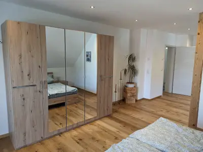 Platz im Schlafzimmer