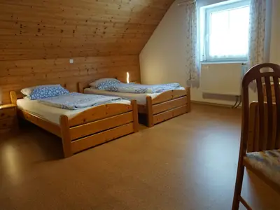 Dachzimmer mit extra Bad