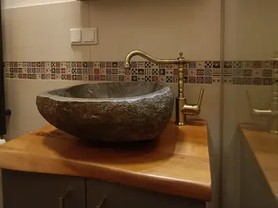 Waschbecken im Badezimmer