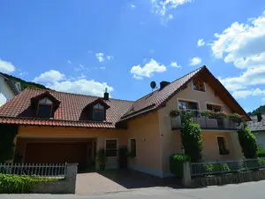 Ferienwohnung für 8 Personen (150 m²) in Riedenburg