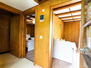 23842348-Ferienwohnung-4-Riederalp-300x225-3