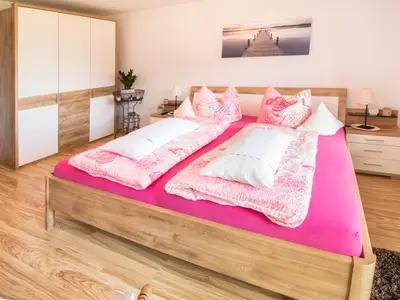 2_reifnhof_elternschlafzimmer_urlaubsbauernhof_k2083