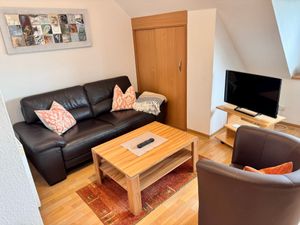 24013465-Ferienwohnung-4-Rieste-300x225-1