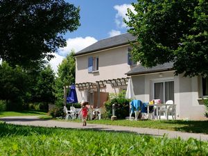 19344184-Ferienwohnung-6-Rignac-300x225-2