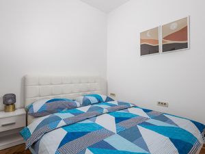 23675686-Ferienwohnung-4-Rijeka-300x225-4