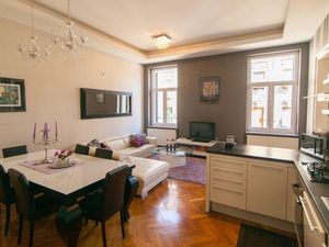 22451783-Ferienwohnung-5-Rijeka-300x225-1