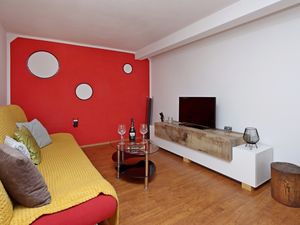 23920338-Ferienwohnung-3-Rijeka-300x225-1