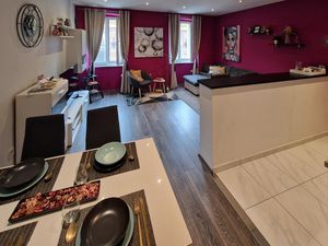 24005358-Ferienwohnung-4-Rijeka-300x225-1