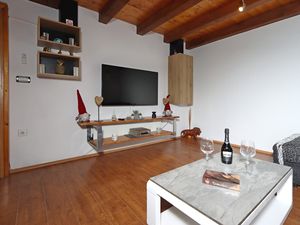 23920341-Ferienwohnung-4-Rijeka-300x225-1