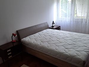 24014726-Ferienwohnung-6-Rijeka-300x225-3