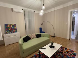 24015789-Ferienwohnung-4-Rijeka-300x225-1