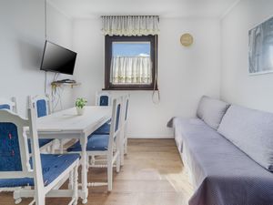 23932834-Ferienwohnung-5-Rijeka-300x225-2