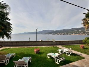 24031936-Ferienwohnung-6-Rijeka-300x225-4