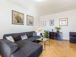 22920165-Ferienwohnung-5-Rijeka-300x225-1