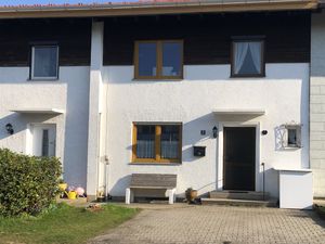 23390104-Ferienwohnung-4-Rimsting-300x225-1