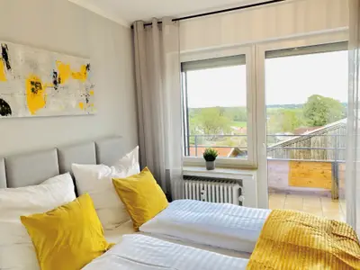 Schlafzimmer gelb