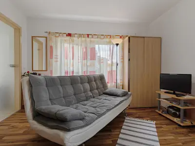 Photo, INSIDE, OUTSIDE