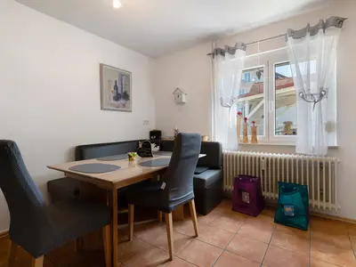 Photo, INSIDE, OUTSIDE