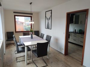 24037094-Ferienwohnung-4-Riol-300x225-4