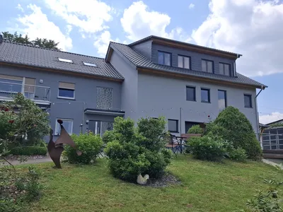 Hausansicht 1