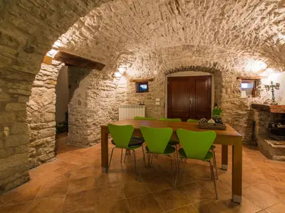 DiningRoom
