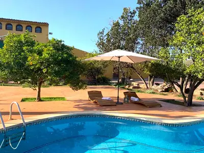 PoolOfHouse