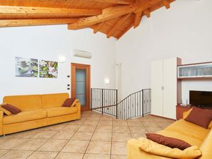 23302059-Ferienwohnung-8-Riva Del Garda-300x225-2