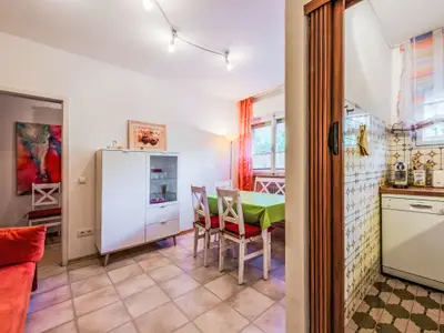 Ferienwohnung für 5 Personen (54 m²) in Riva Del Garda 1/10