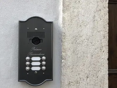 facciata_dettaglio citofono