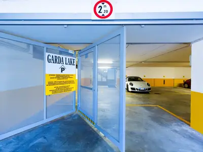 GARAGE PRIVATO