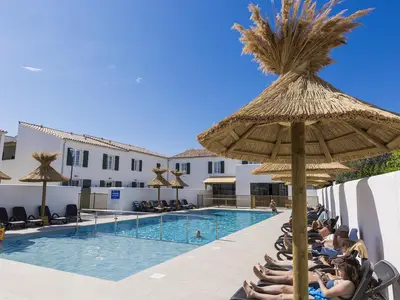 PoolOfHouse