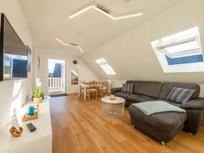 Ferienwohnung Merlin Ausguck Röbel/Müritz Wohnzimmer mit Balkon