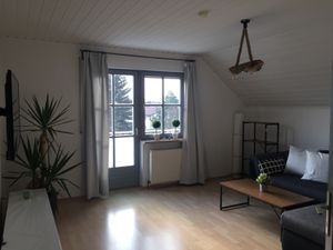 21970983-Ferienwohnung-4-Rödental-300x225-5