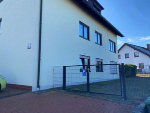 23915468-Ferienwohnung-3-Rödental-300x225-2