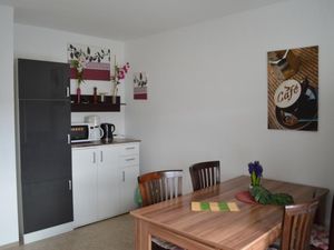 22429219-Ferienwohnung-4-Rödental-300x225-3