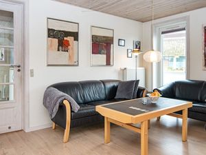 2051825-Ferienwohnung-5-Rømø-300x225-2