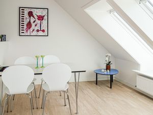 23748946-Ferienwohnung-4-Rønne-300x225-3