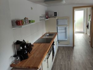 23675531-Ferienwohnung-2-Rötha-300x225-4