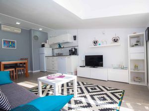 Ferienwohnung für 6 Personen (53 m²) in Rogoznica