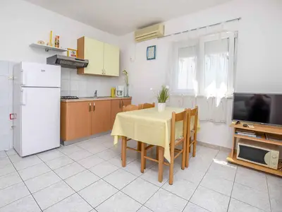Ferienwohnung für 2 Personen (45 m²) in Rogoznica 7/10