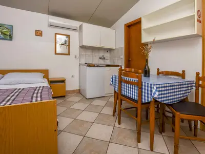 Ferienwohnung für 2 Personen (16 m²) in Rogoznica 5/10