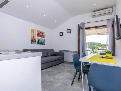Ferienwohnung für 2 Personen (30 m²) in Rogoznica 4/10