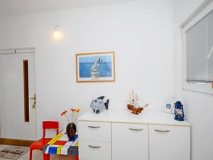 23940114-Ferienwohnung-2-Rogoznica-300x225-5