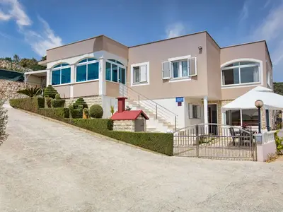 Ferienwohnung für 9 Personen in Rogoznica 4/10