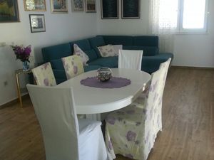 23945203-Ferienwohnung-6-Rogoznica-300x225-5