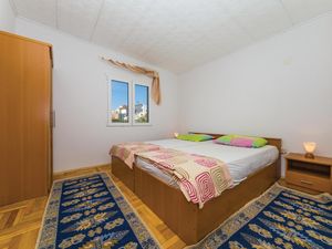 23738319-Ferienwohnung-6-Rogoznica-300x225-5