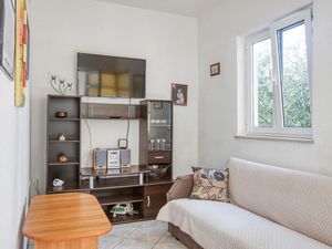 18323025-Ferienwohnung-6-Rogoznica-300x225-3