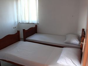 23183599-Ferienwohnung-5-Rogoznica-300x225-4