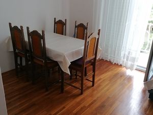 23926470-Ferienwohnung-6-Rogoznica-300x225-2