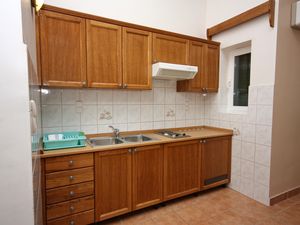 23927242-Ferienwohnung-3-Rogoznica-300x225-5